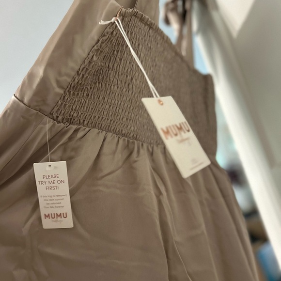 NWT! Show Me Your MuMu Claire MIDI Satin - Picture 3 of 6